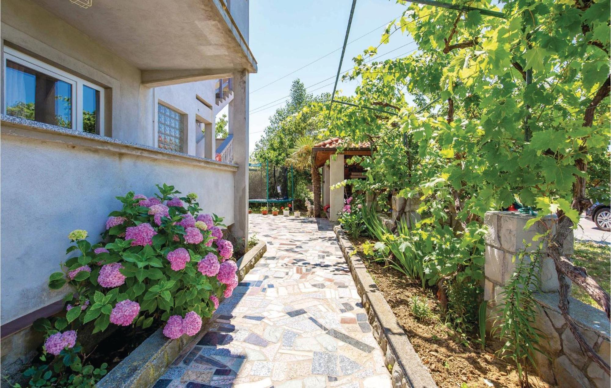 Lovely Apartment In Lopar With Wifi Dış mekan fotoğraf